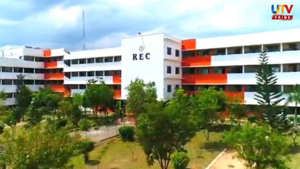 The college canteen management refused to pay through Gpay... Consumer Court's dramatic verdict!