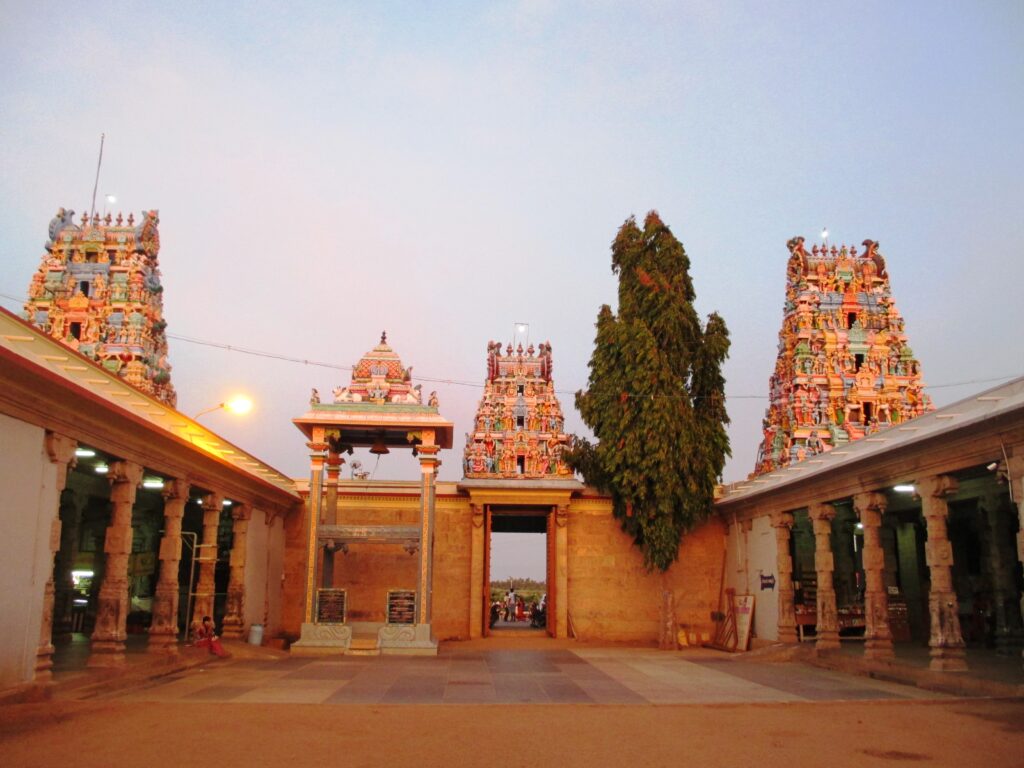 Kodumudi temple UTv