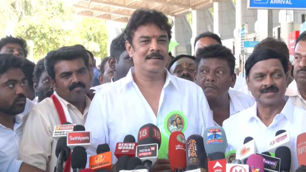 Sundar C About Vijay