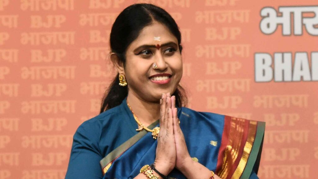 Victory after 2 years of waiting... Vijayadharani supporters rejoice!